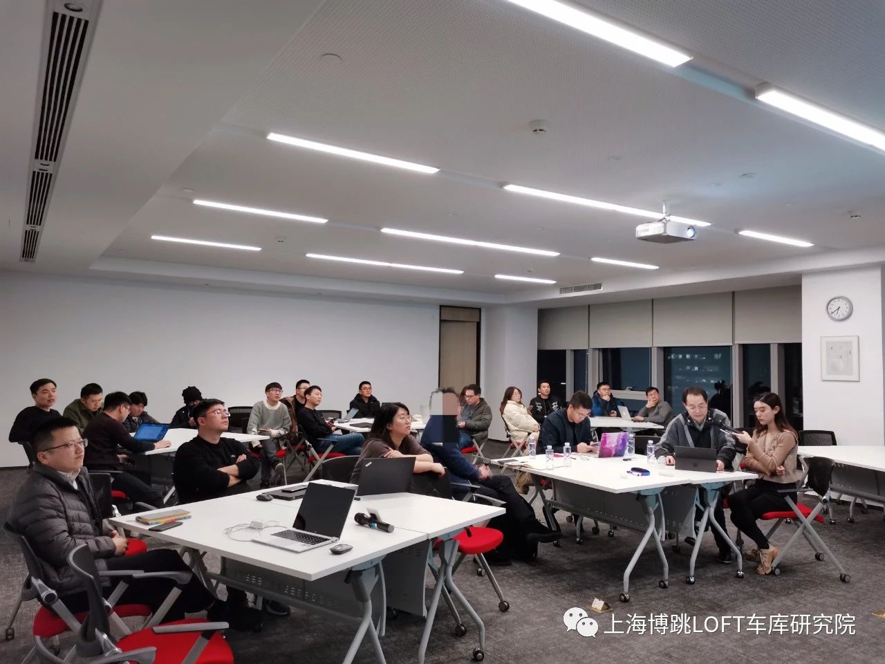 咸宁杭州LOFT车库专题会